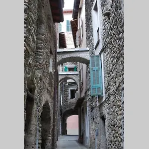 https://alloggio-per-vacanze-a-isolabona.hotelitalianriviera.com